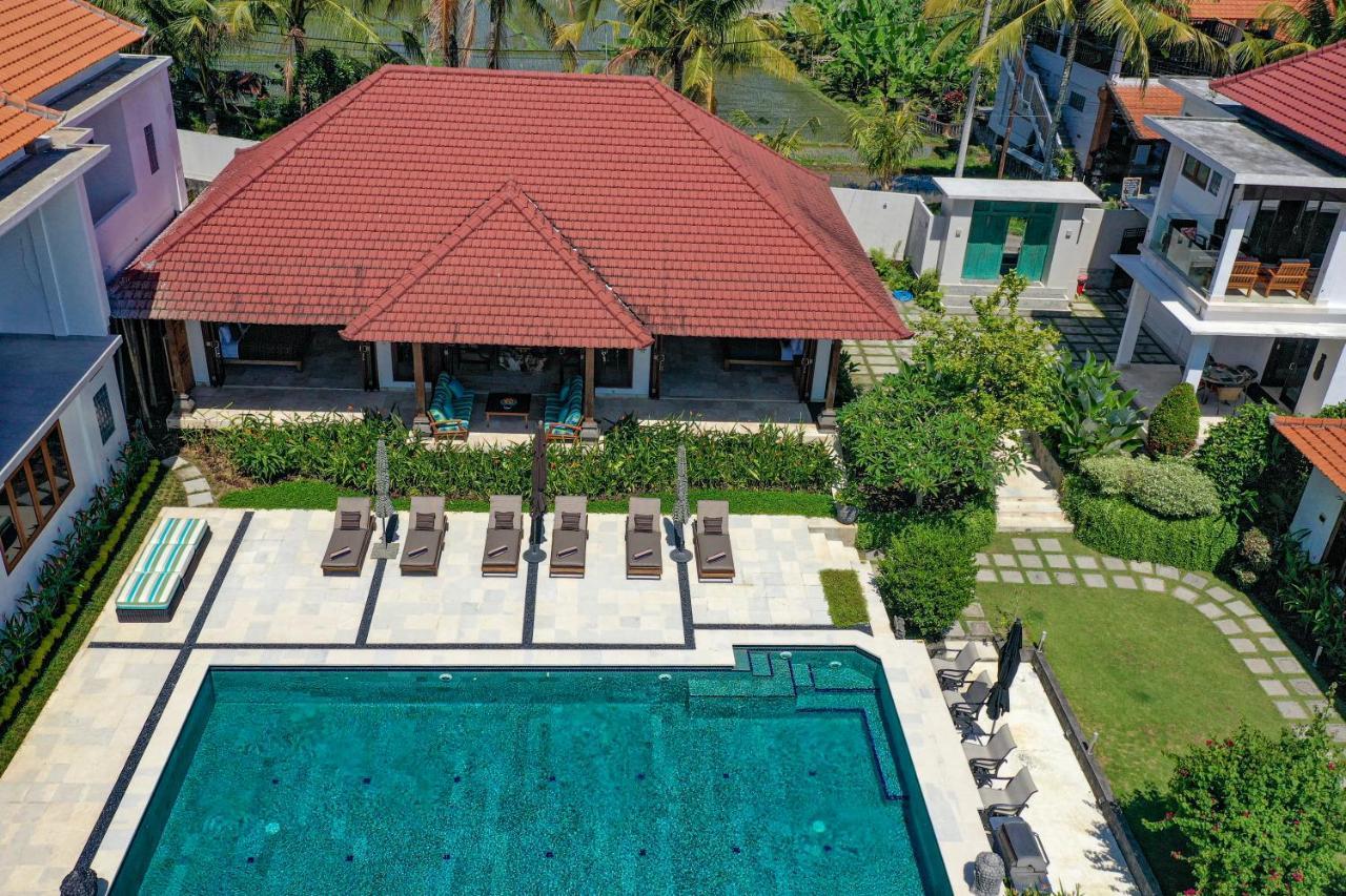 Wake In Paradise And Luxury Lebah Villas Ubud Extérieur photo