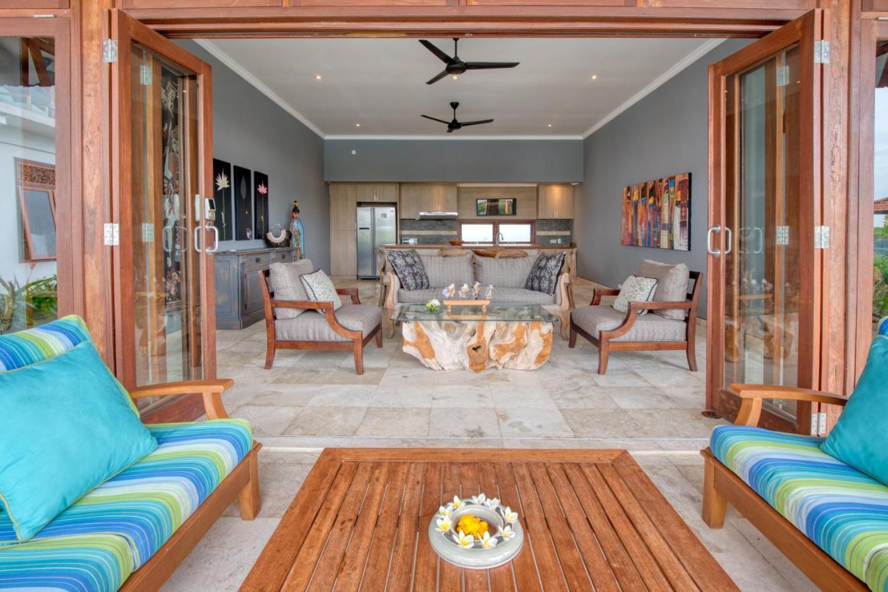 Wake In Paradise And Luxury Lebah Villas Ubud Extérieur photo